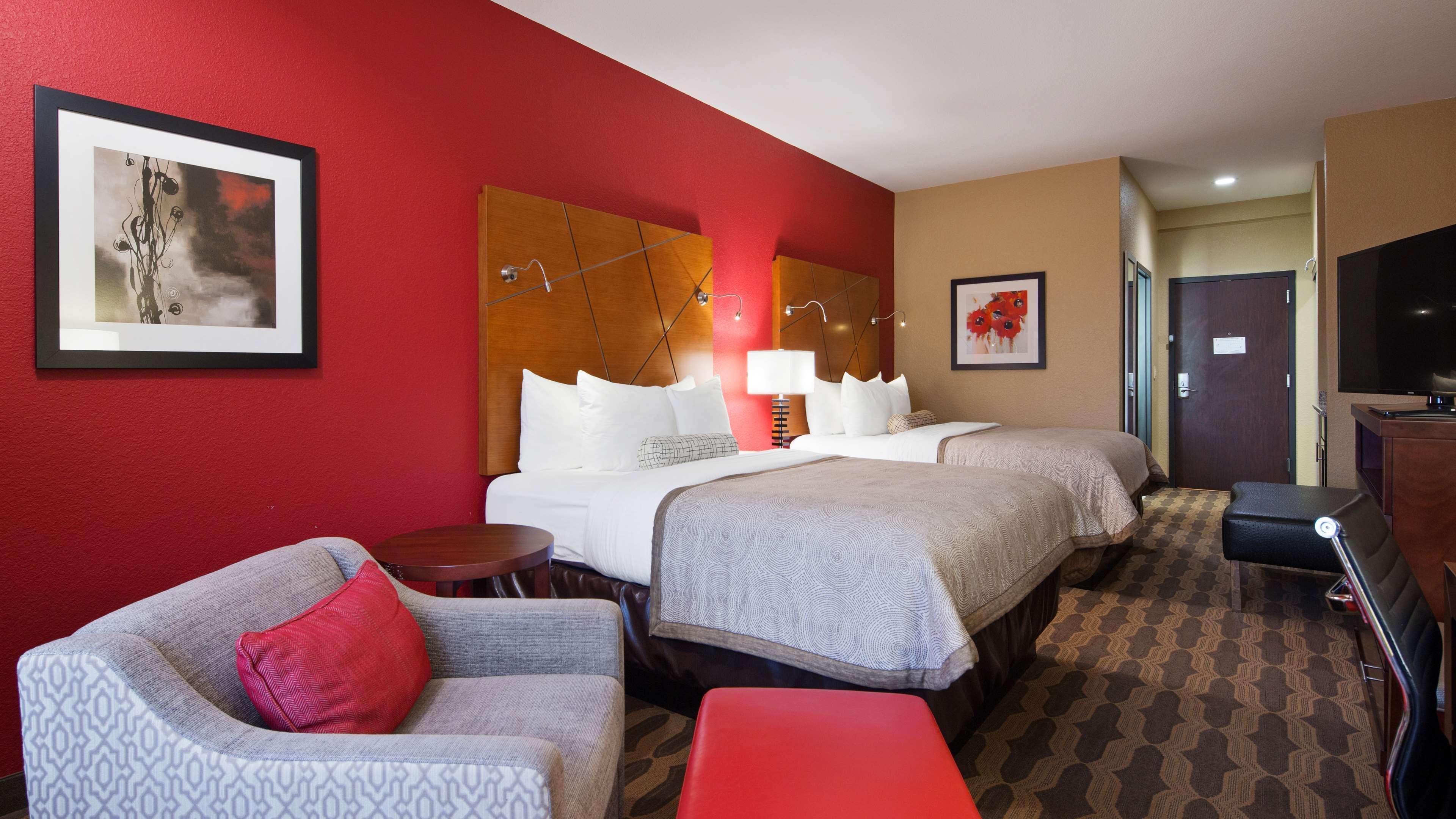 Best Western Plus Fairview Inn & Suites Екстериор снимка