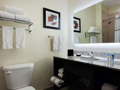 Best Western Plus Fairview Inn & Suites Екстериор снимка